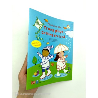 Sách tô màu bóc dán - Trang phục - Getting dressed