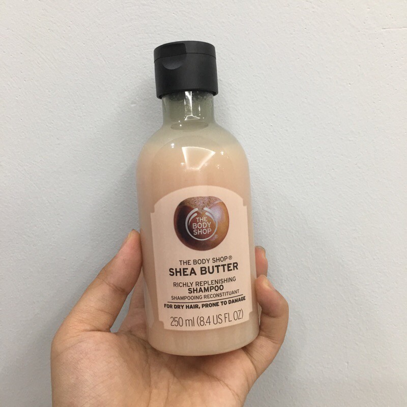 Bộ Dầu Gội Xả Bơ Hạt Mỡ SHEA BUTTER RICHLY REPLENISHING SHAMPOO 250ML THE BODY SHOP