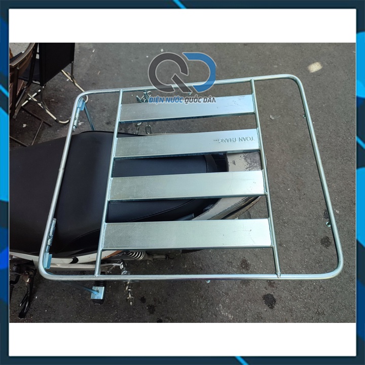 Giá chở hàng đa năng 50cm x 60cm cho tất cả các loại xe - ống tròn có móc