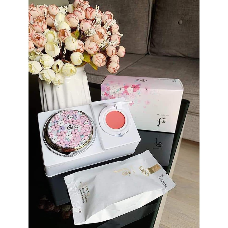 Phấn nước phiên bản Hoa anh đào Whoo (Whoo Radiant White Moisture Cushion Foundation special set)_ Phấn má hồng