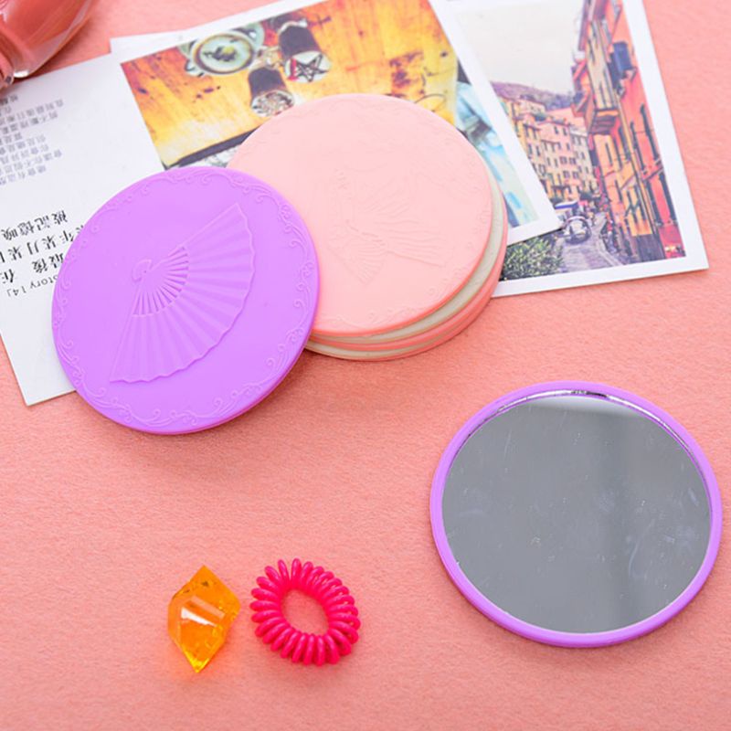 Gương Trang Điểm Mini Bỏ Túi Hình Tròn 7cm 2 76in In Nổi Họa Tiết Hoạt Hình Sáng Tạo
