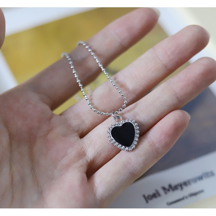 Vòng cổ mặt hình trái tim đen cho nữ,dây chuyền mặt hình trái tim đen cho nữ (VC28).