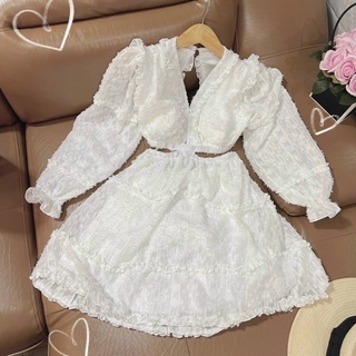 ĐẦM LÔNG VŨ TRẮNG XOÈ TAY DÀI HỞ LƯNG