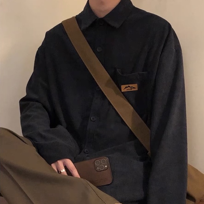 ♞AFF LIGA♞ Áo Khoác Sơ Mi Vải Nhung Kẻ Dáng Rộng Màu Sắc retro Hàn Quốc Chất Lượng Cao Thời Trang Mùa Thu Cho Nam