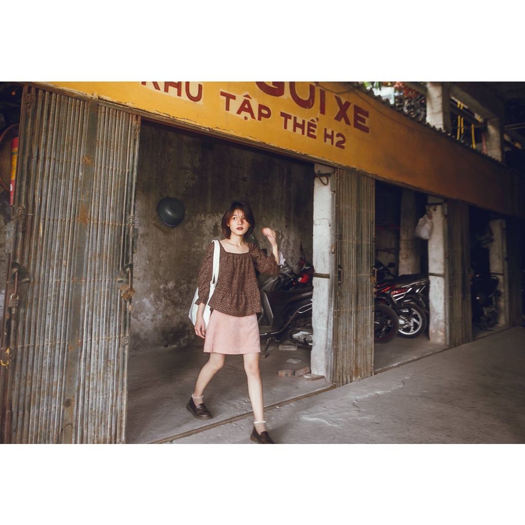 Chân váy nhung tăm