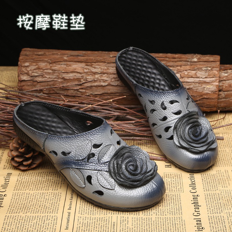 Dép Bít Mũi Đế Bằng Phối Lỗ Thoáng Khí Mẫu Mới 2021 Thời Trang Mùa Hè Cho Nữ