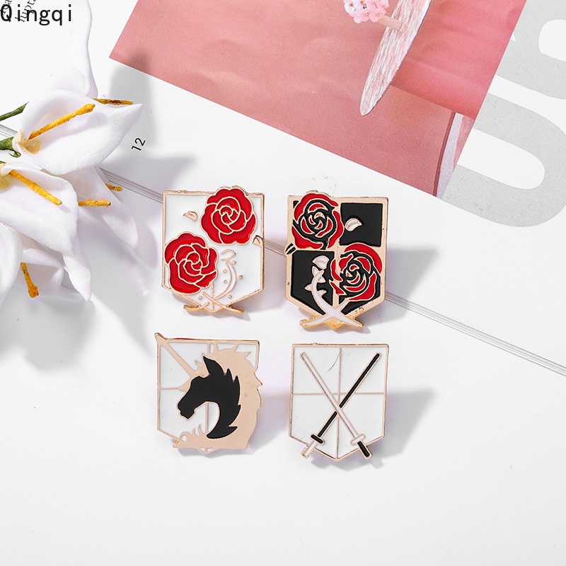 Ghim cài áo MISS ZOE hình nhân vật anime attack on titan