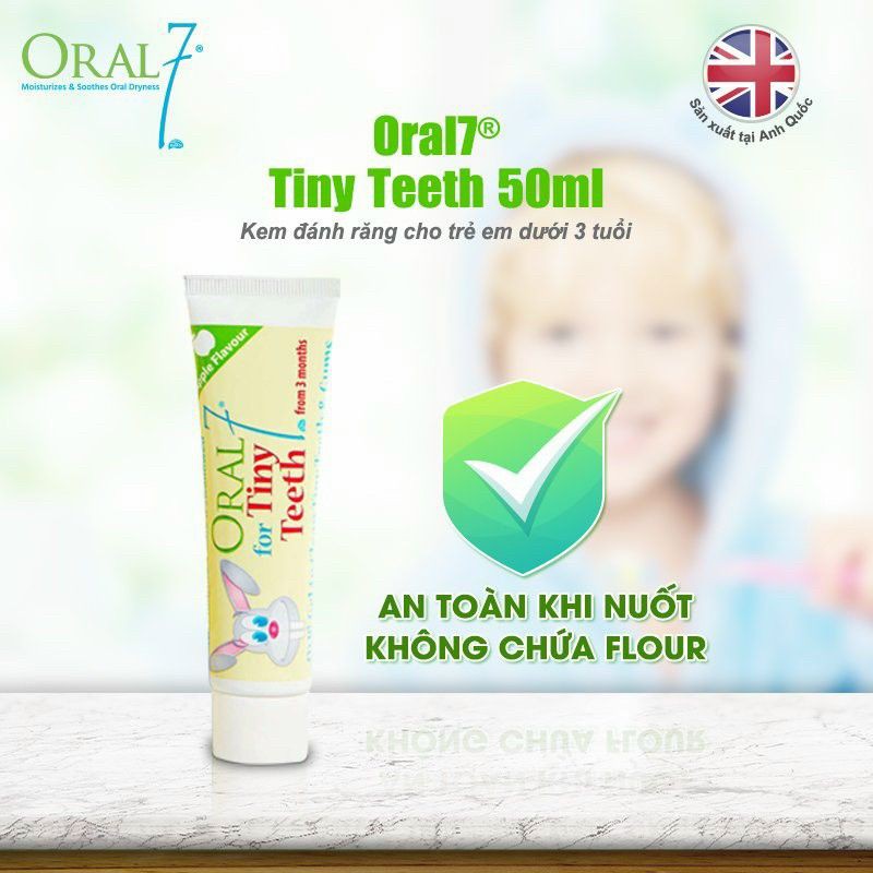 Kem đánh răng trẻ em Oral7 Tiny Teeth