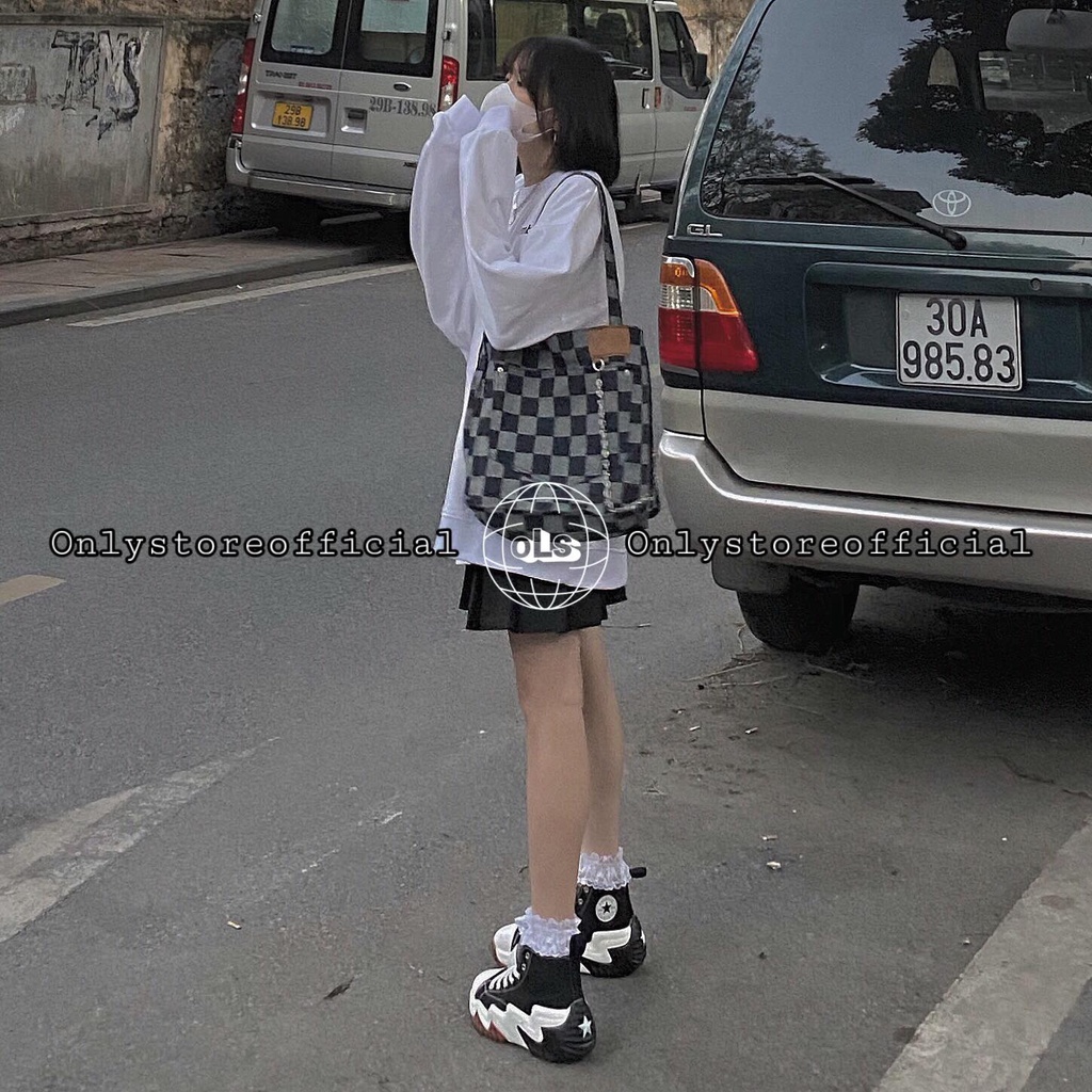 Túi tote giả jeans kẻ caro, giống của ngọc đeo, nhận hàng có vấn đề liên hệ shop trước khi đánh giá