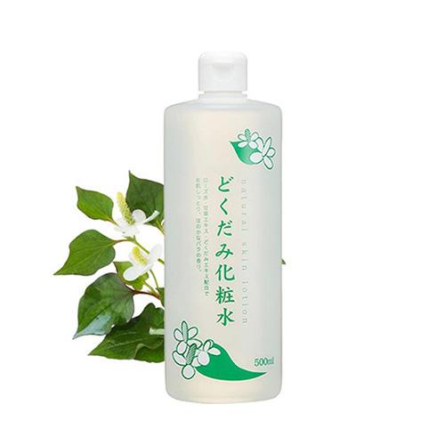 Lotion diếp cá giảm mụn Dokudami Natural Skin 500ml