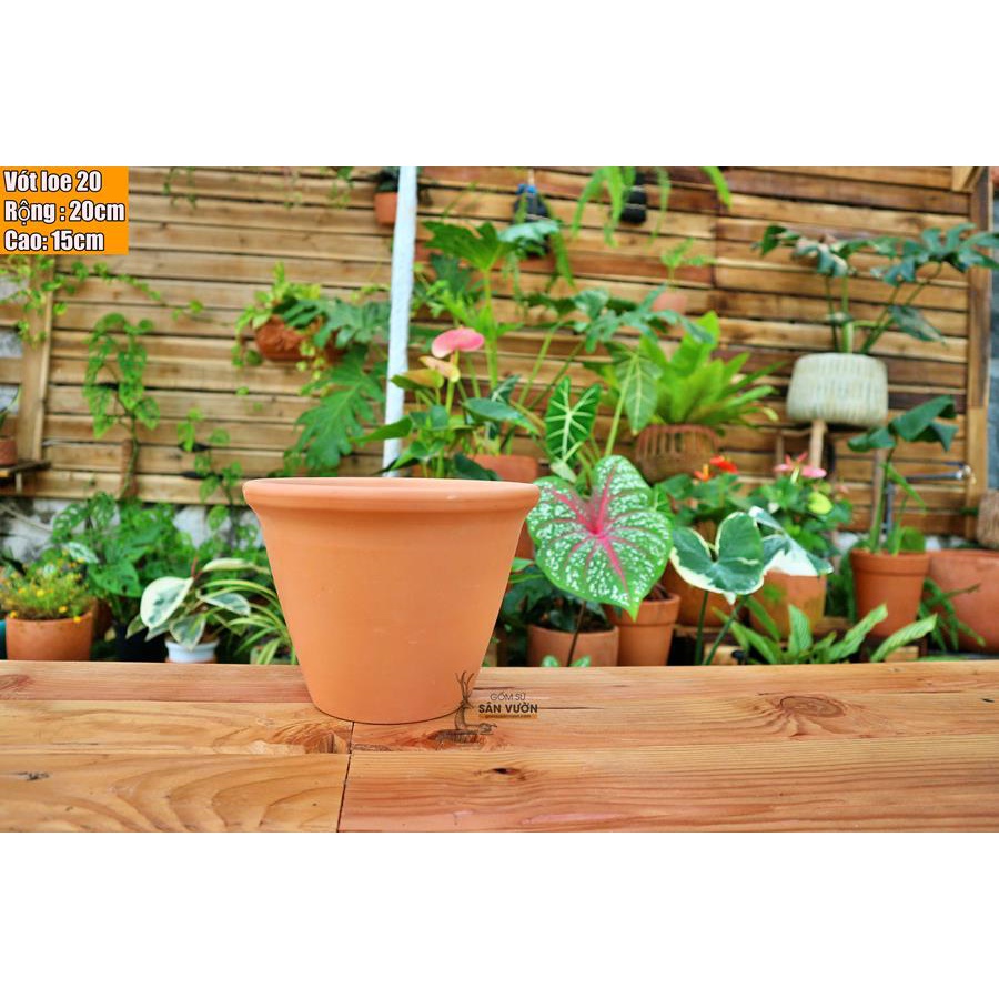 Chậu trồng cây gốm đất nung  DÁNG VÓT LOE - gốm sứ sân vườn Bình Dương chất lượng cao