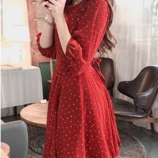 ĐẦM BI ĐỎ TAY LỠ