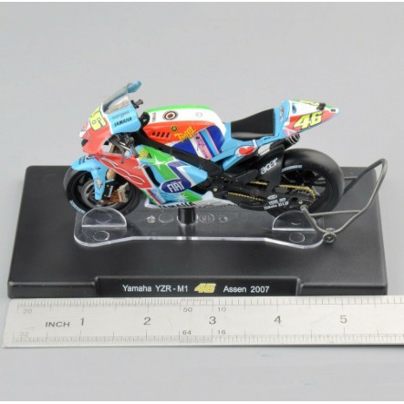 Đồ Chơi Mô Hình Xe Mô Tô 9 Loại 1 / 18 Ixo-Zezaa Valentino Rossi # 46