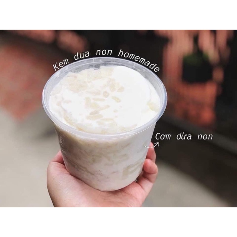 Kem dừa non Sài Gòn - kem dừa có cùi dừa non dẻo trong kem hũ 600ml