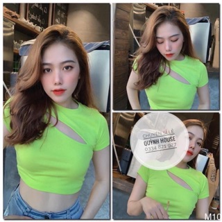 Áo crop khoét ngực
