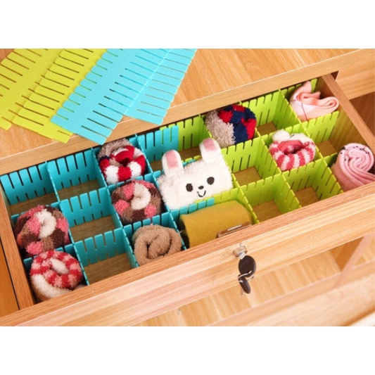 Set 4 Miếng Nhựa Chia Ngăn Tủ Tiện Lợi