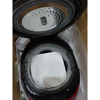 Nồi cơm điện Cuckoo CRP N0680SR