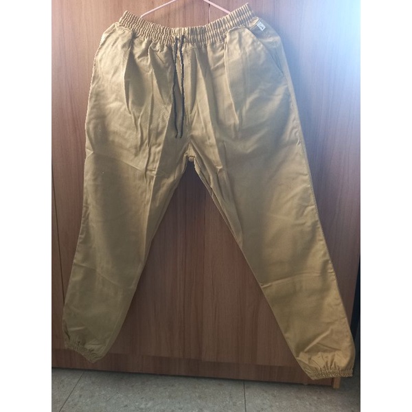 Quần kaki màu da bò vàng bo chun ống chân