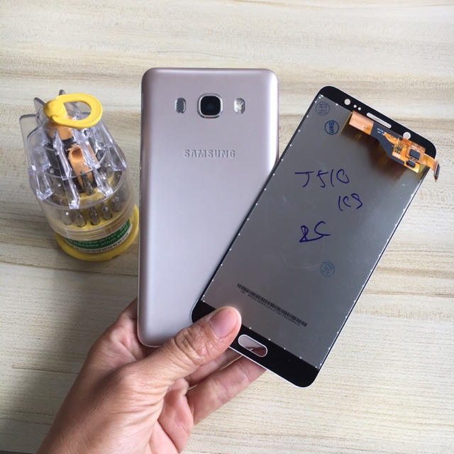 Combo Bộ Vỏ Sườn + Màn Hình Samsung J510 Zin Hàng Cao Cấp (tặng bộ vít đa năng)