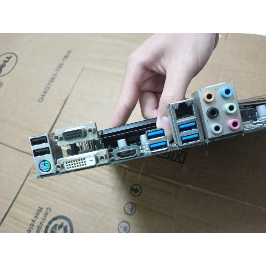 Main Gigabyte Z87-D3HP sáng bóng như mới