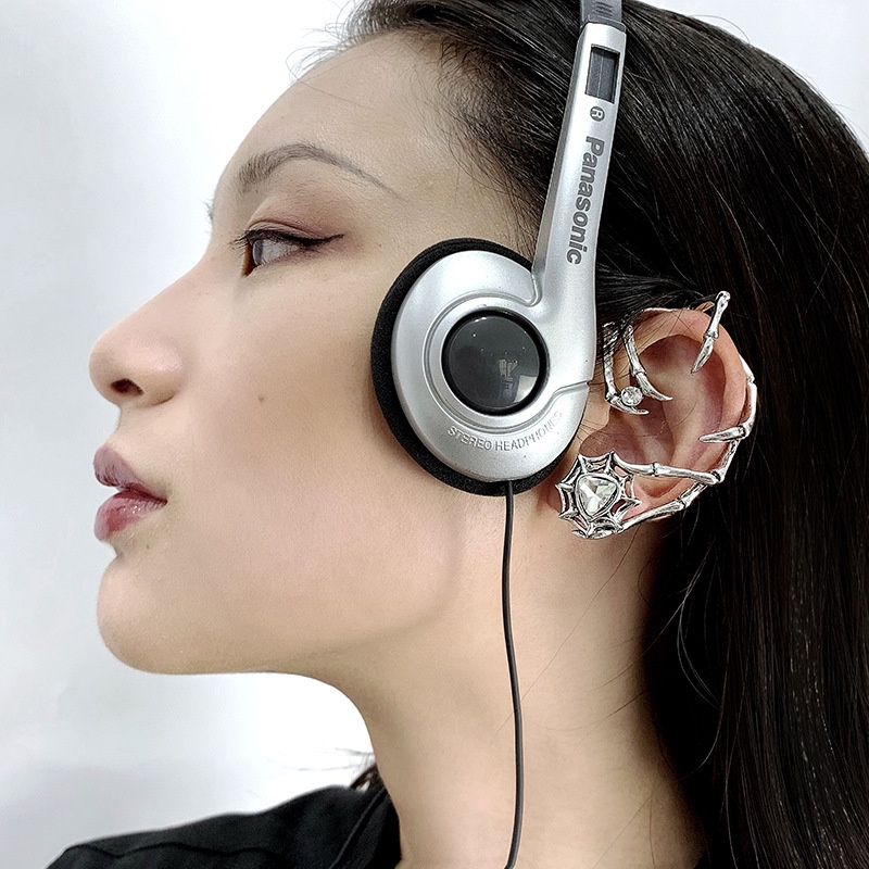 1 Khuyên Vành Tai Hình Móng Vuốt Nhện Đính Đá Zircon Phong Cách Gothic Thời Trang Dự Tiệc Halloween Cho Nữ