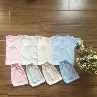 C nguyệt bộ unchi