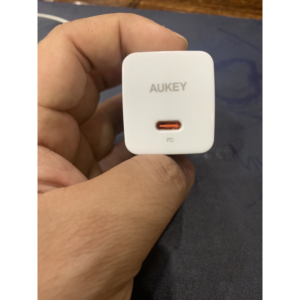 Cốc Sạc AUKEY PD 20W , Sạc nhanh  Giành Cho IPhone 11 Trở Lên