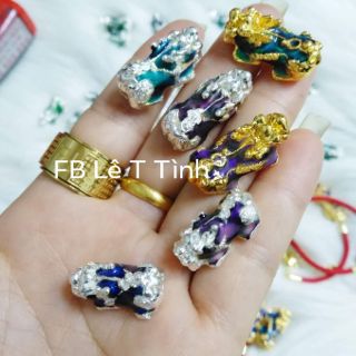 Vòng tỳ hưu đổi màu may mắn