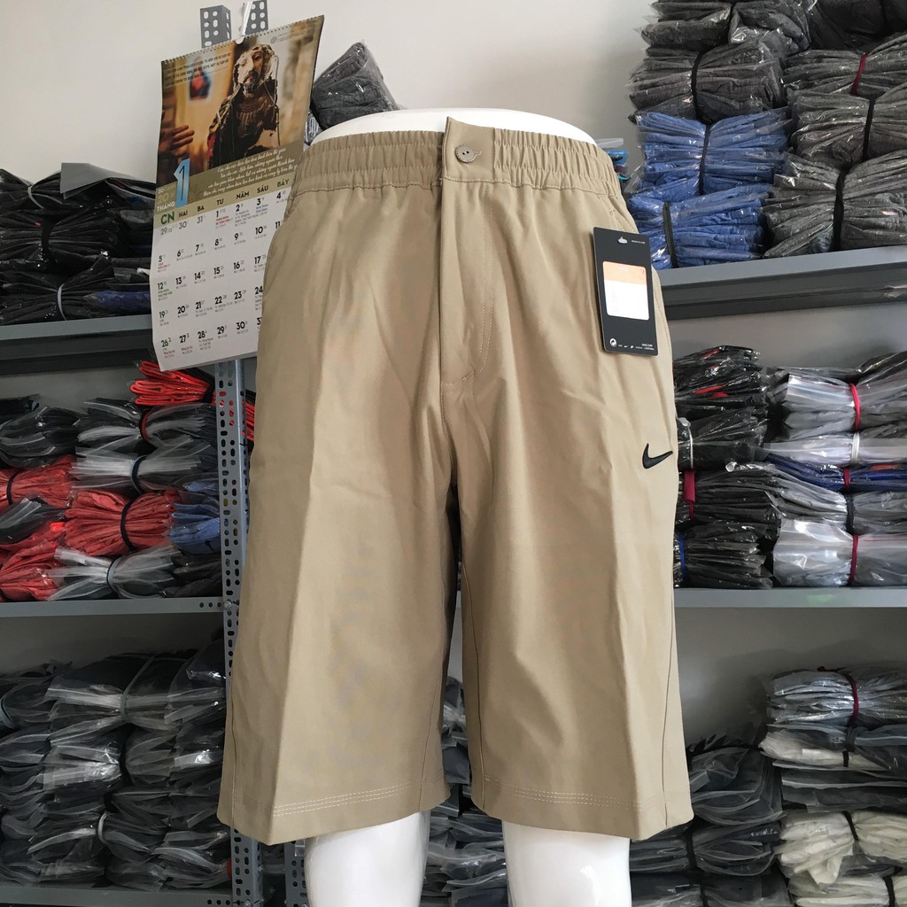 Quần đùi nam kiểu moget cài khuy vải dày dặn đẹp hình tự chụp | BigBuy360 - bigbuy360.vn