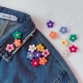 GHIM CÀI ÁO HOA 5 CÁNH HOT TREND