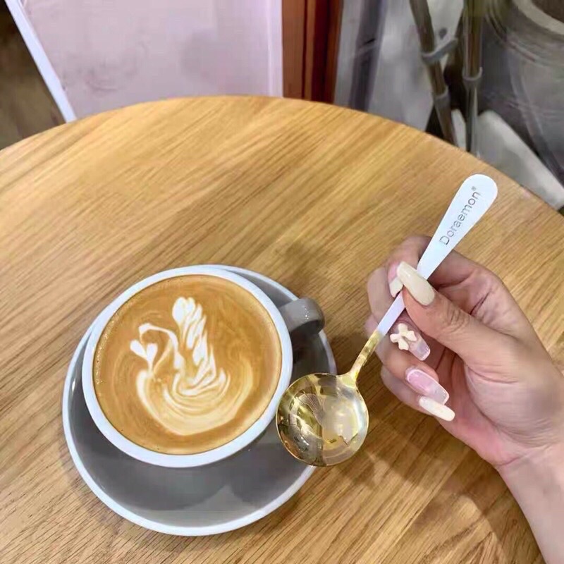 Set 4 muỗng Doremon inox mạ vàng kèm vỏ hộp xinh xắn - Bộ 4 thìa doraemon inox mạ vàng khắc hình Doremon đáng yêu