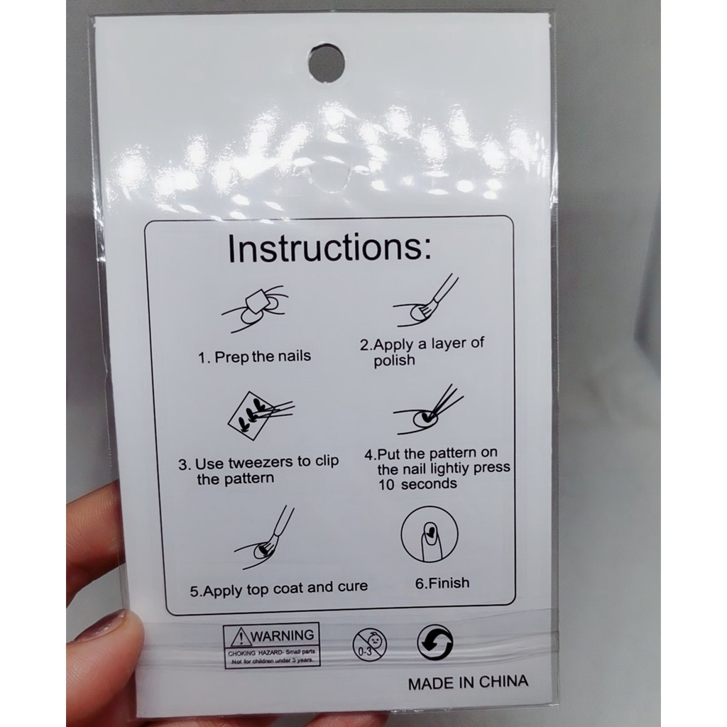 Miếng Dán Móng Tay Tự Dính Họa Tiết Sumikkogurashi Dễ Thương Cho Bé Gái