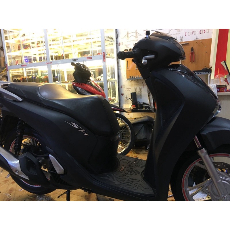 Giấy dán,decal đen mờ dán ô tô,xe máy và các loại vật dụng