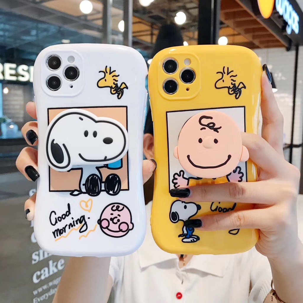 Ốp snopy vàng trắng kèm đế chống pop dành cho iPhone 11 Pro Max 7 8 Plus X XsMax XR Cú Mèo Case