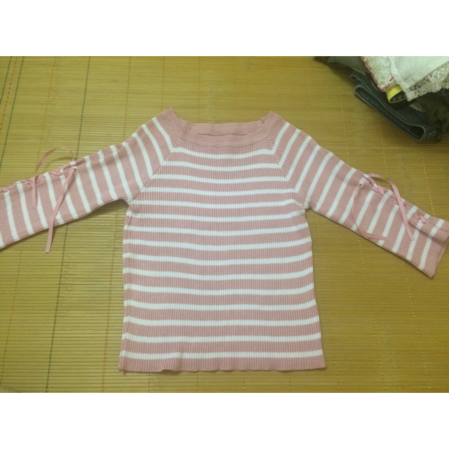 Tặng áo len size S