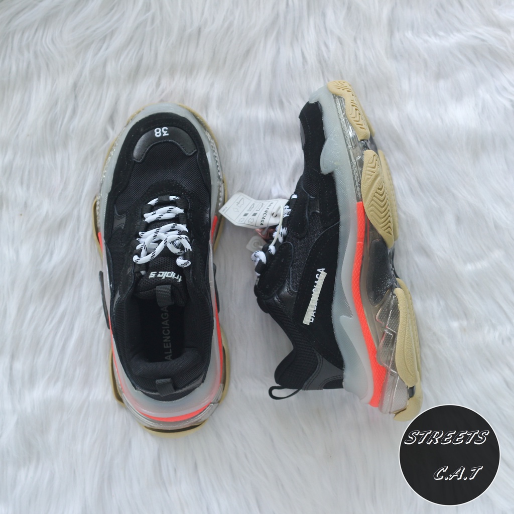 GIẦY THỂ THAO Sneaker Unisex TRIPLE S ĐẾ KHÍ mầu đen lé đỏ