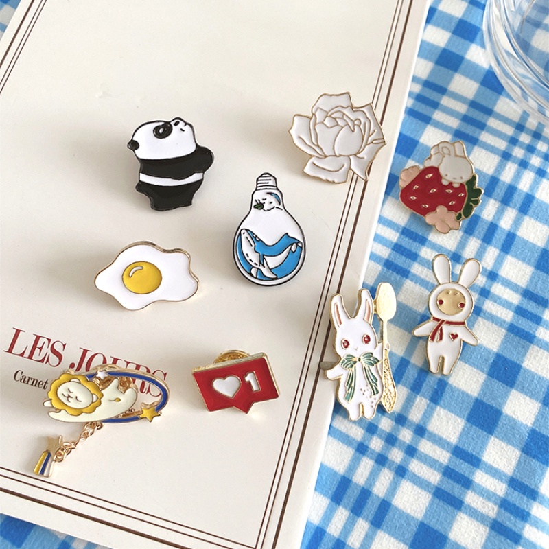 Trâm cài áo hình hoạt hình nhật bản xinh xắn