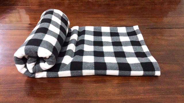 Chăn nỉ văn phòng hoạ tiết - Giao màu ngẫu nhiên + Freeship