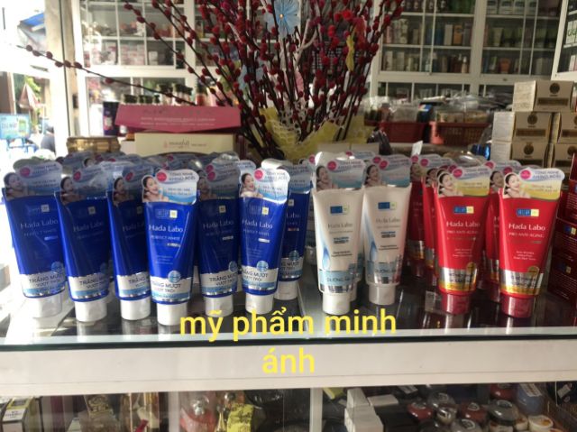 Sữa rửa mặt hada labo Perfect white màu (xanh dương) 80g