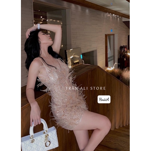 Váy kim sa gắn lông siêu sang