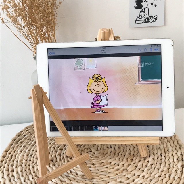 Giá Đỡ Ipad ảnh Bằng Gỗ Thiết Kế Để Bàn Đơn Giản Sáng Tạo - Đồ deco phòng ngủ - MiuMiu Mart