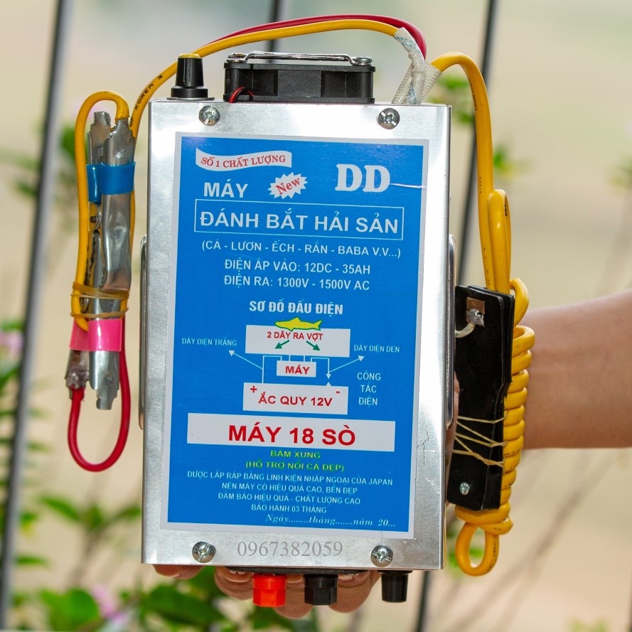 Máy kích điện đánh cá, hải sản cuốn cơ siêu bền tại ao hồ suối sông đánh bộ nước NGỌT có Băm Xung 18 sò (mã K06)