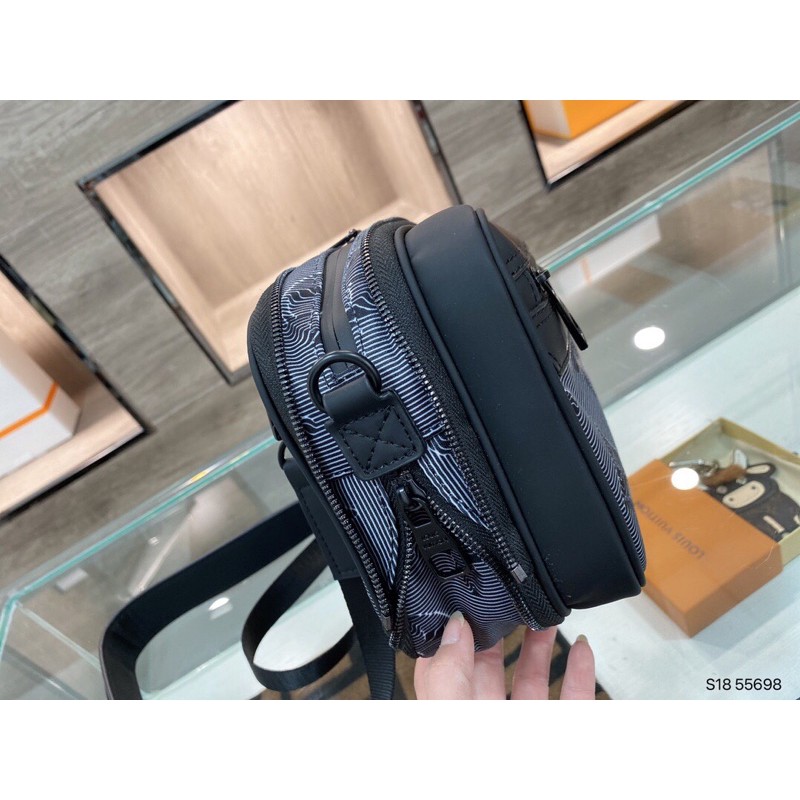 Túi máy ảnh Louis Vuitton LV cao cấp chi tiết làm tỉ mỉ có khóa kéo tiện lợi thời trang | BigBuy360 - bigbuy360.vn