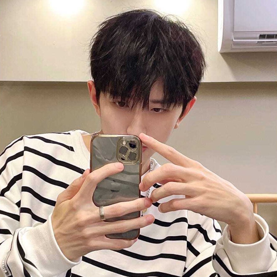 Tóc giả ngắn thẳng nguyên đầu kiểu mái thưa phiên bản Hàn Quốc cho nam học sinh/ thanh thiếu niên