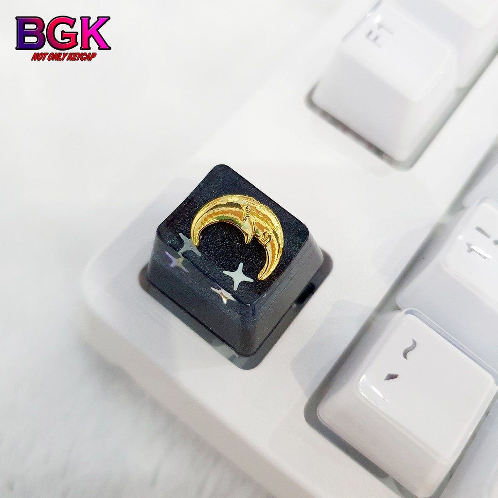 Keycap Lẻ hình mặt trăng khuyết crescent moon OEM profile ( keycap resin độc lạ )( Keycap Artisan )