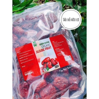 Táo đỏ hữu cơ ninh hạ cho bé ăn dặm