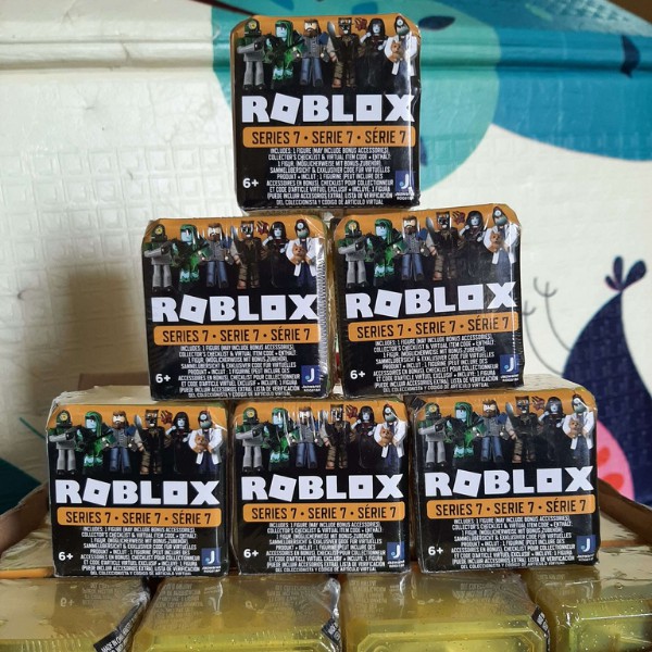 Roblox Toy Box Series 7  Hộp ngẫu nhiên