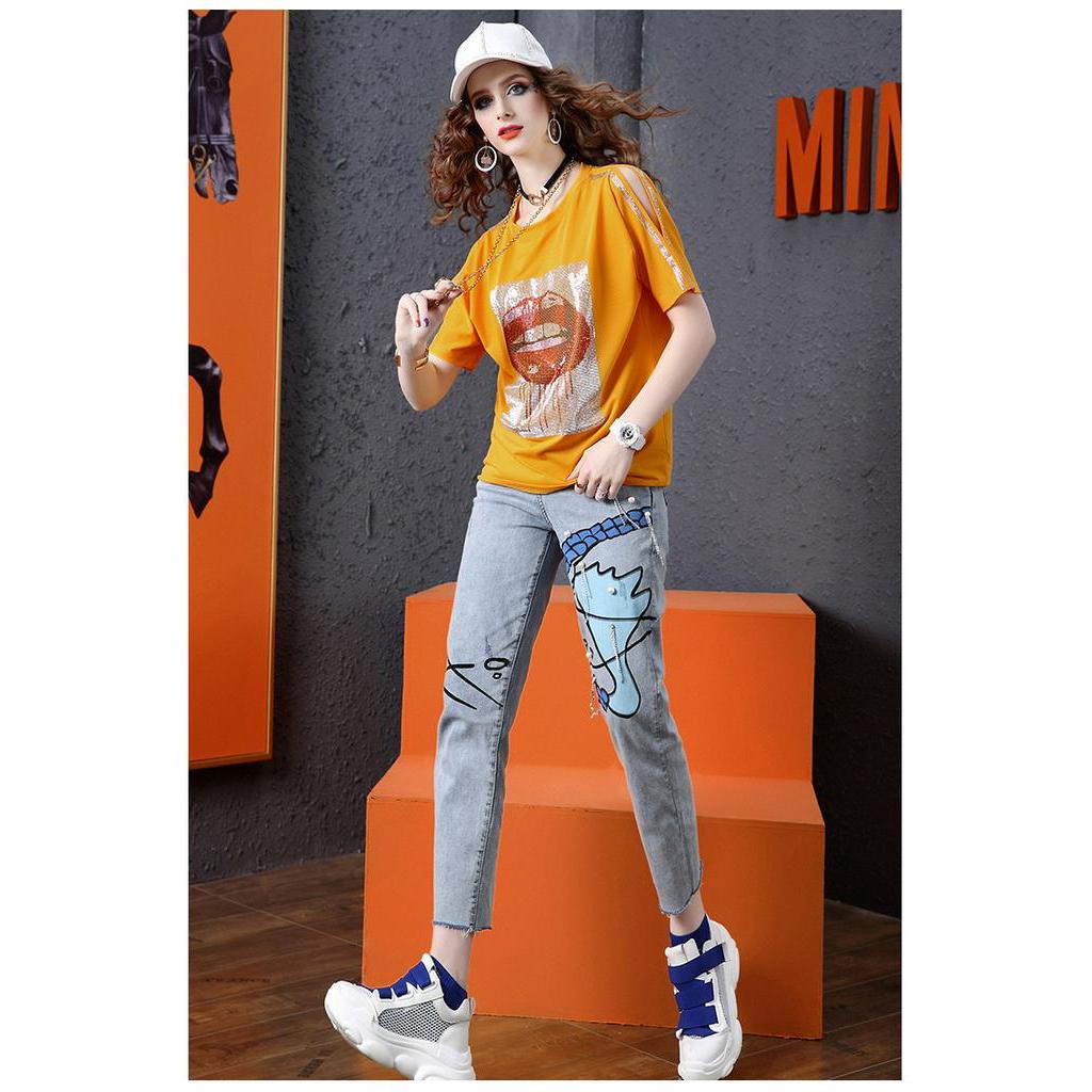 Set bộ jean áo thun đính đá + quần jean họa tiết - Thời trang nữ cao cấp