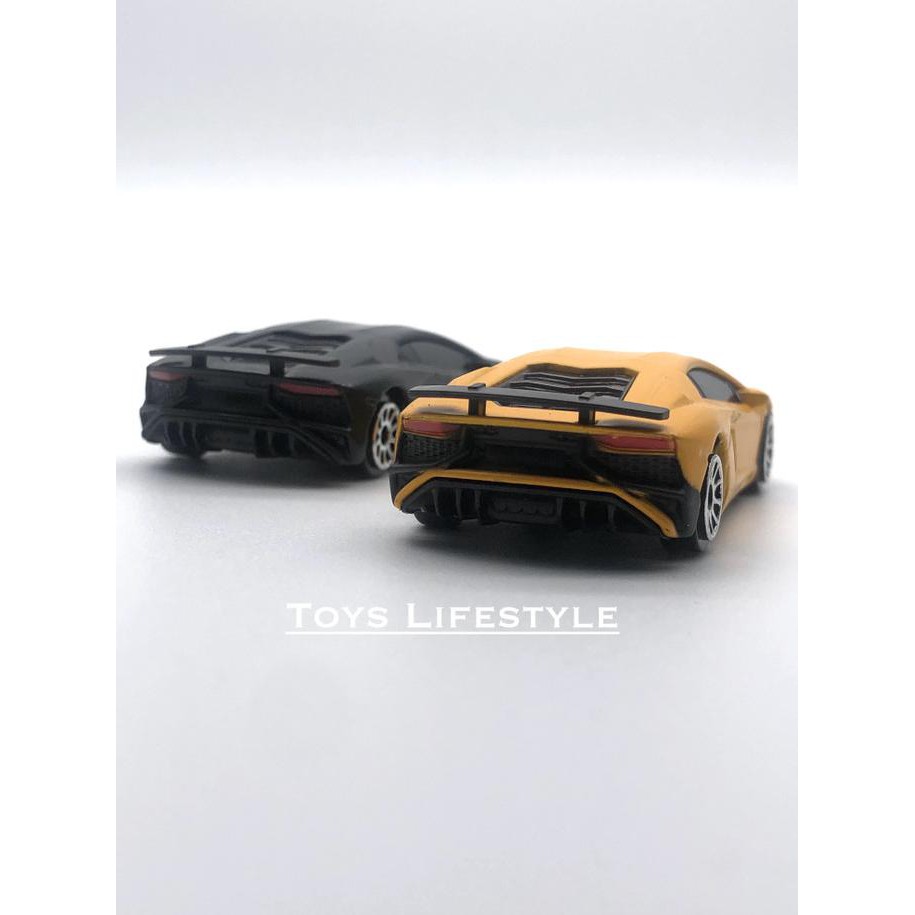 Mô Hình Xe Hơi Lamborghini Aventador Sv Coupe Tỉ Lệ 1: 64 Đen