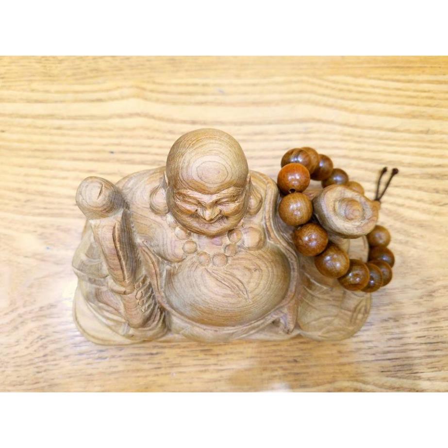 tượng phật di lặc để ô tô gỗ bách xanh. Tặng vòng gỗ bách xanh. | BigBuy360 - bigbuy360.vn